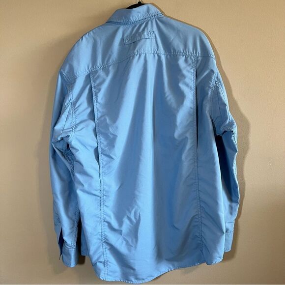 ✨ Duluth Trading Co Men’s Blue Button Down Hiking Fishing Shirt Medium - Picture 9 of 9